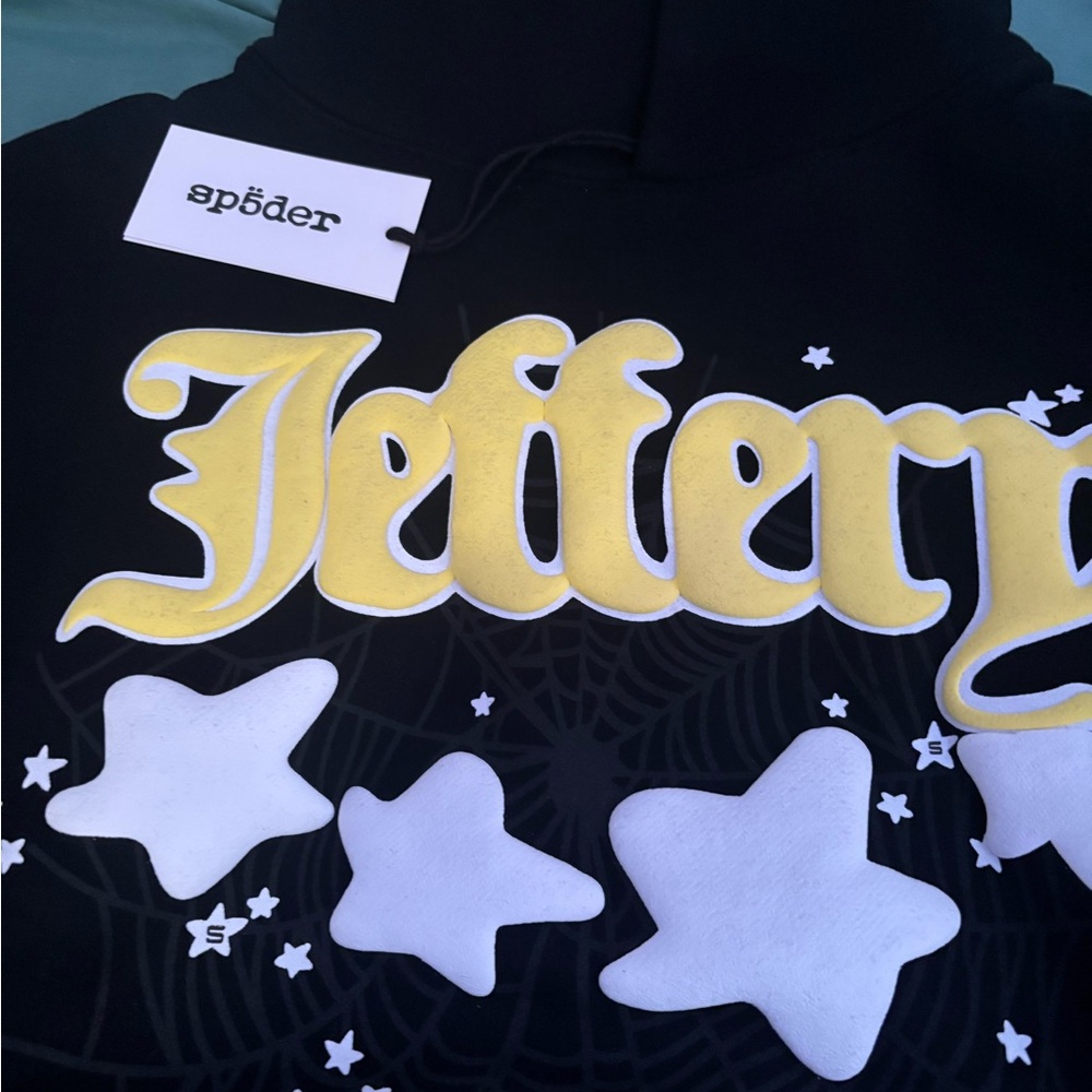 Jeffery yellow puff print spider hoodie